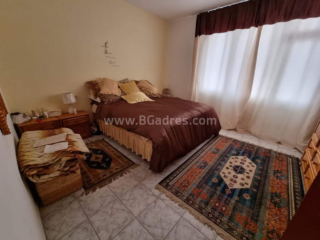 Къща с двор близо до морето І №2855