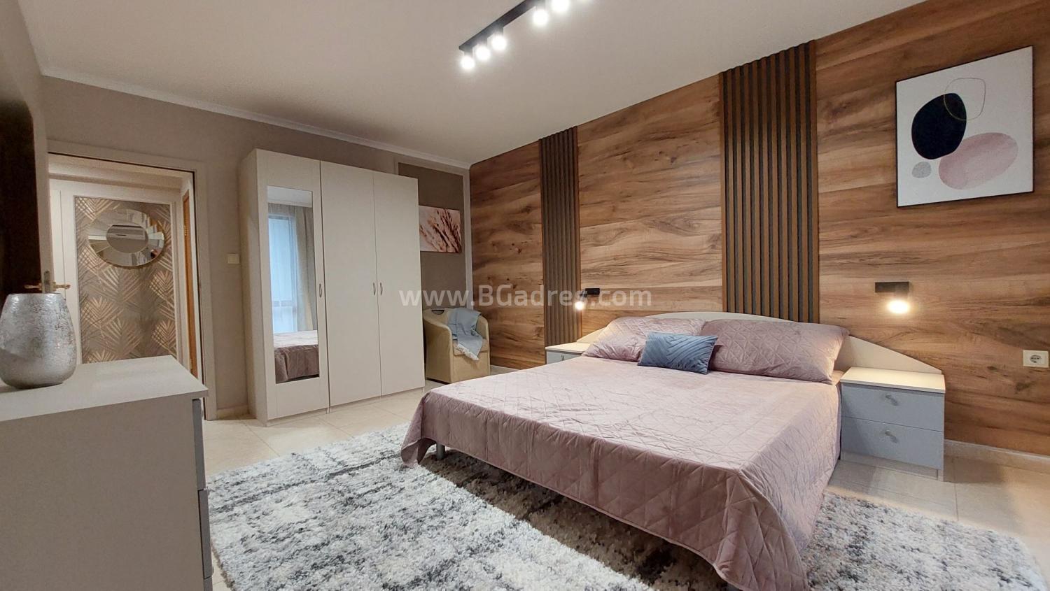 Тристаен апартамент в комплекс Компас І №3167