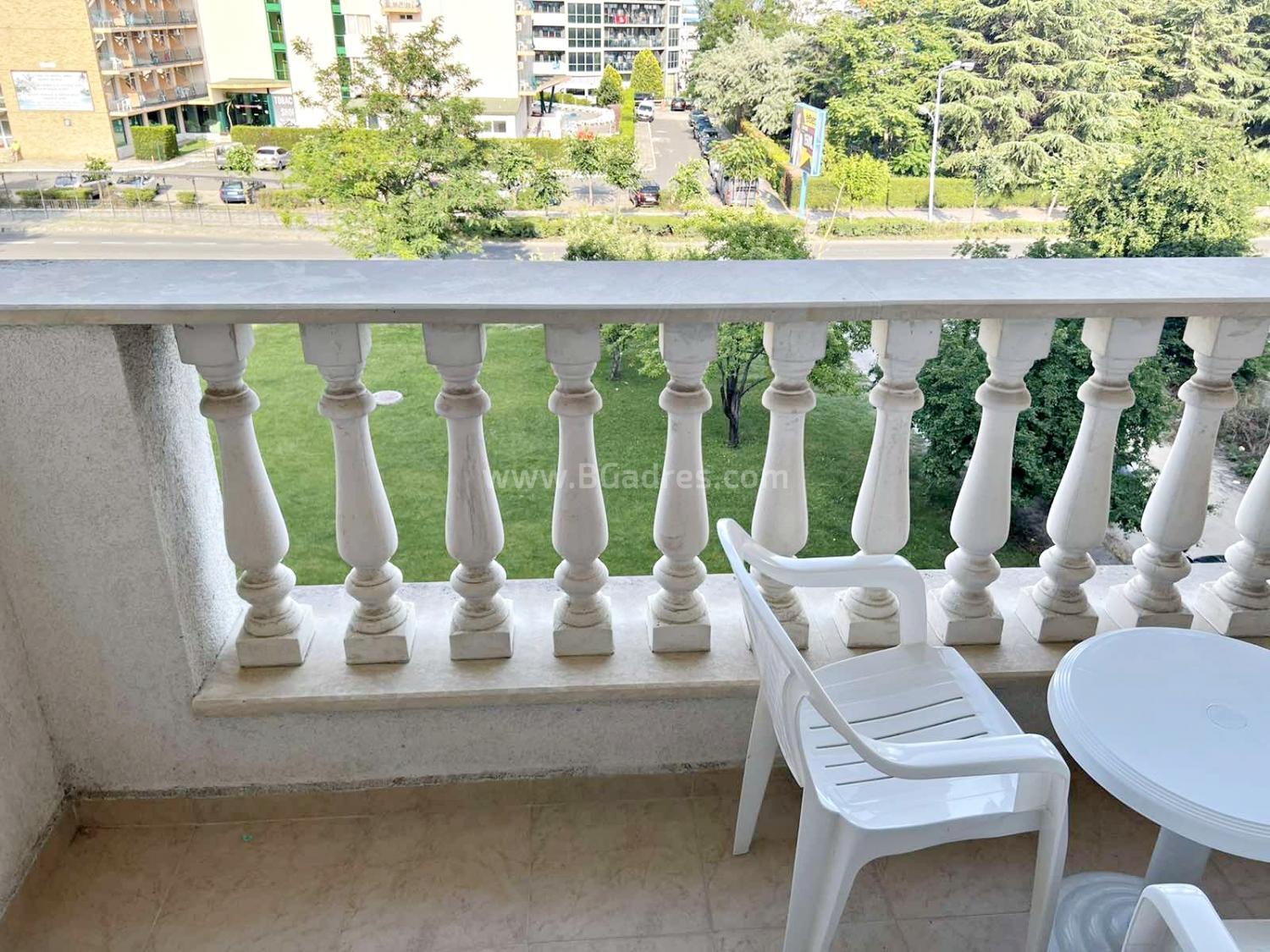 Квартира в комплексе Роял Сан І №2485