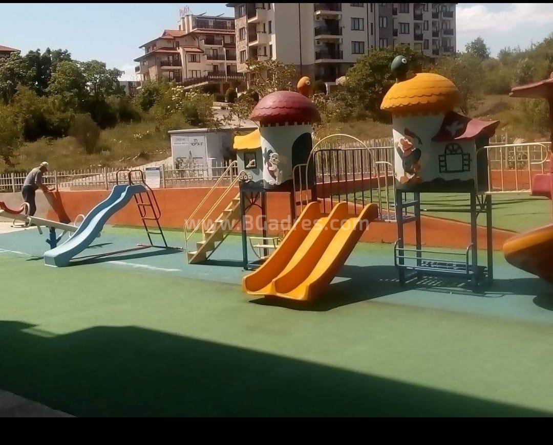 Апартамент с ниска такса поддръжка в Свети Влас І №2880