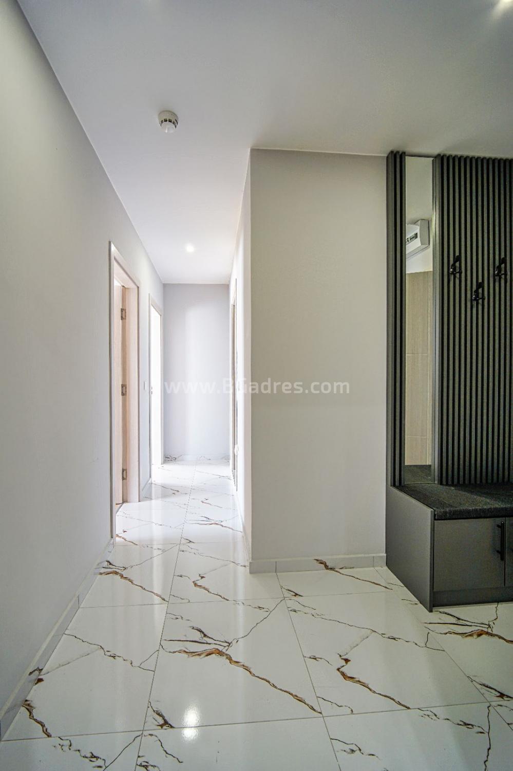 Тристаен апартамент в нов комплекс І №2934