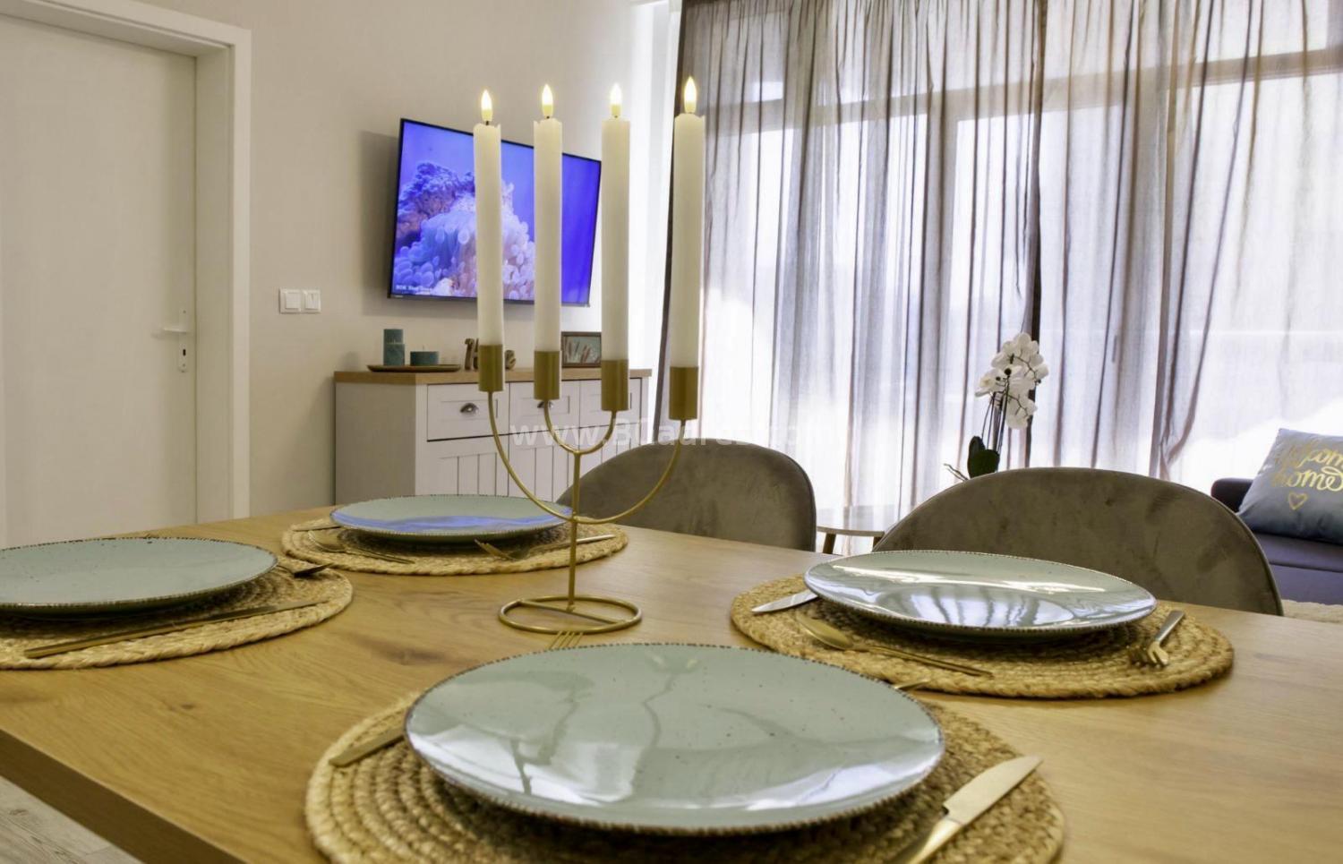 Квартира с новой меблировкой у моря І №3417