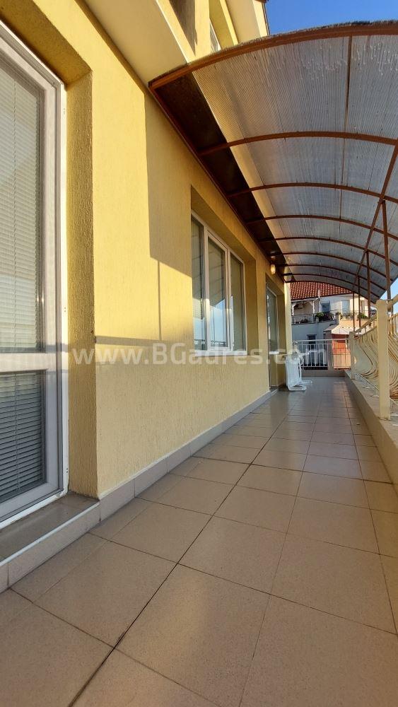 Голям апартамент за постоянно живеене в Поморие І №3140