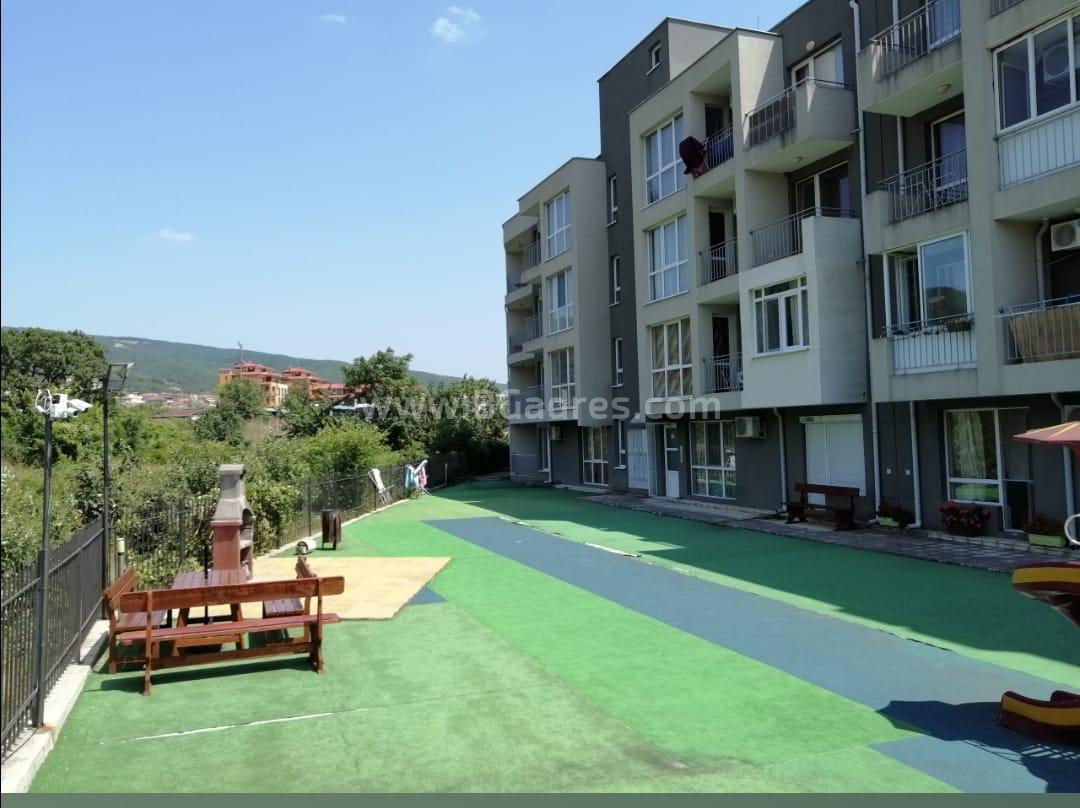 Апартамент с ниска такса поддръжка в Свети Влас І №2880