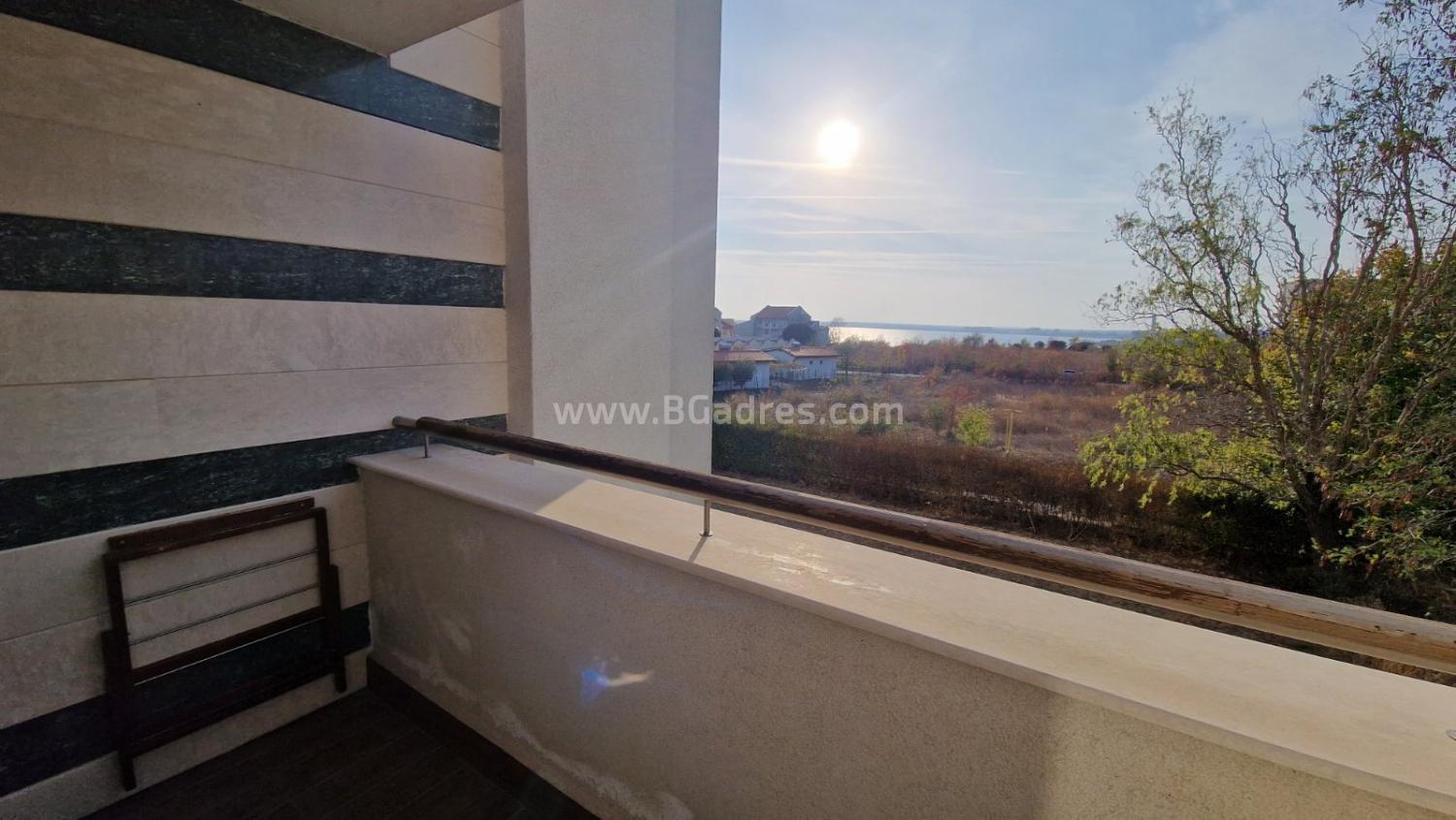 Недорогая студия на первой линии І №3168