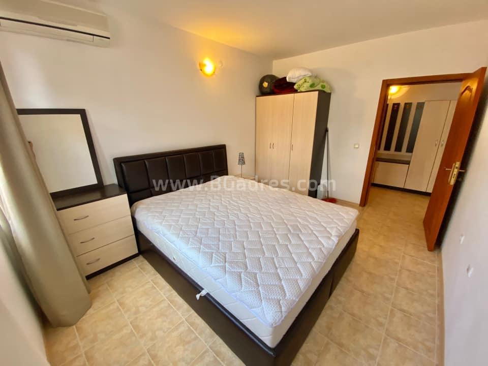 Inexpensive two-bedroom apartment in Sveti Vlas | No. 2107