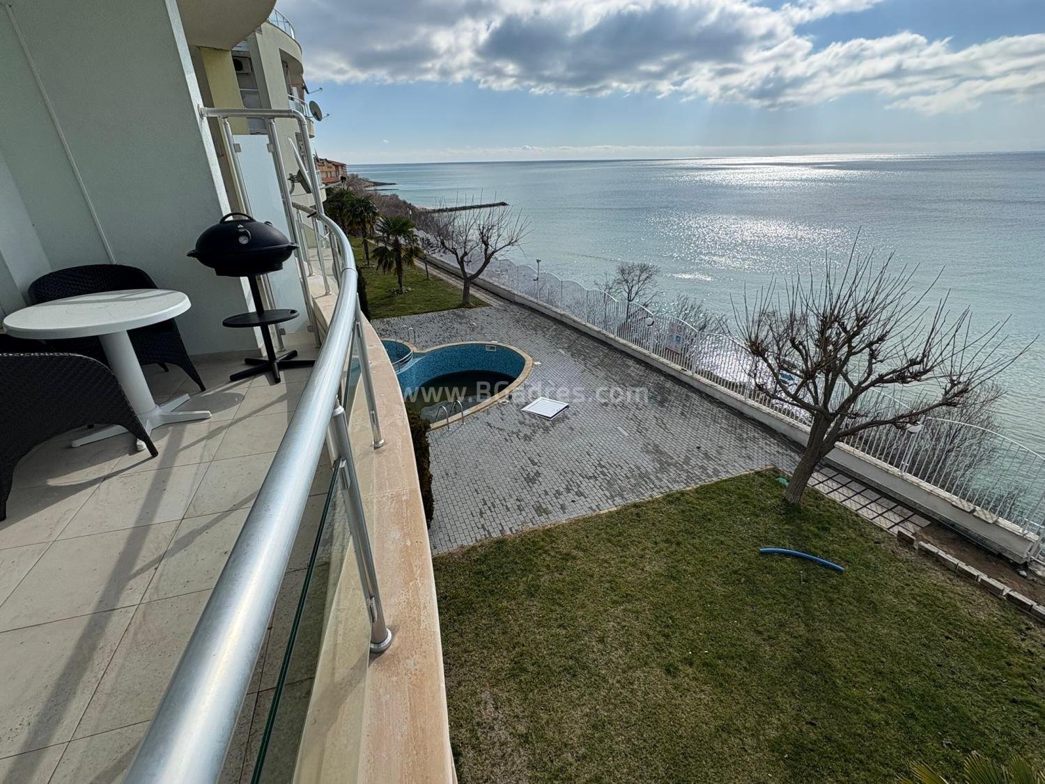 Апартамент с гледка море в к-с Алекс Бийч І №4598