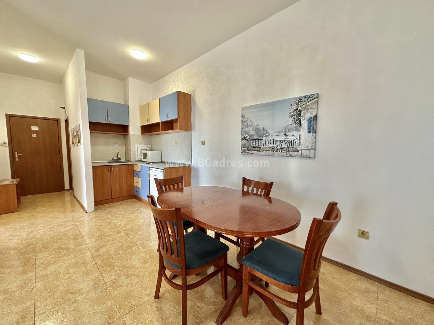 Недорогая трехкомнатная квартира у моря І №3210