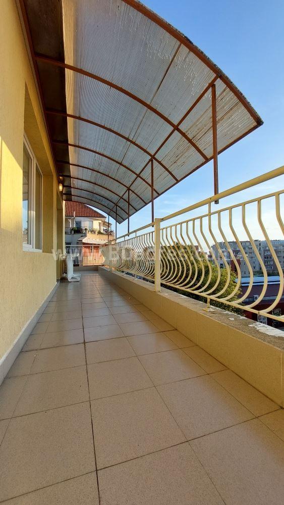 Голям апартамент за постоянно живеене в Поморие І №3140