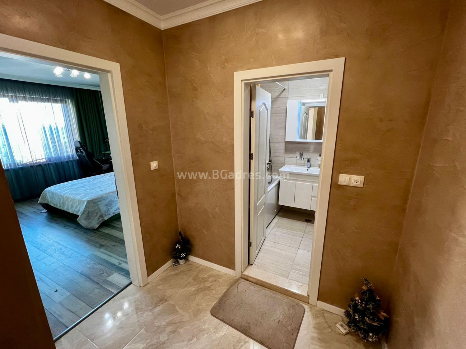 Апартамент в комплекс Валенсия Гардънс І №4002