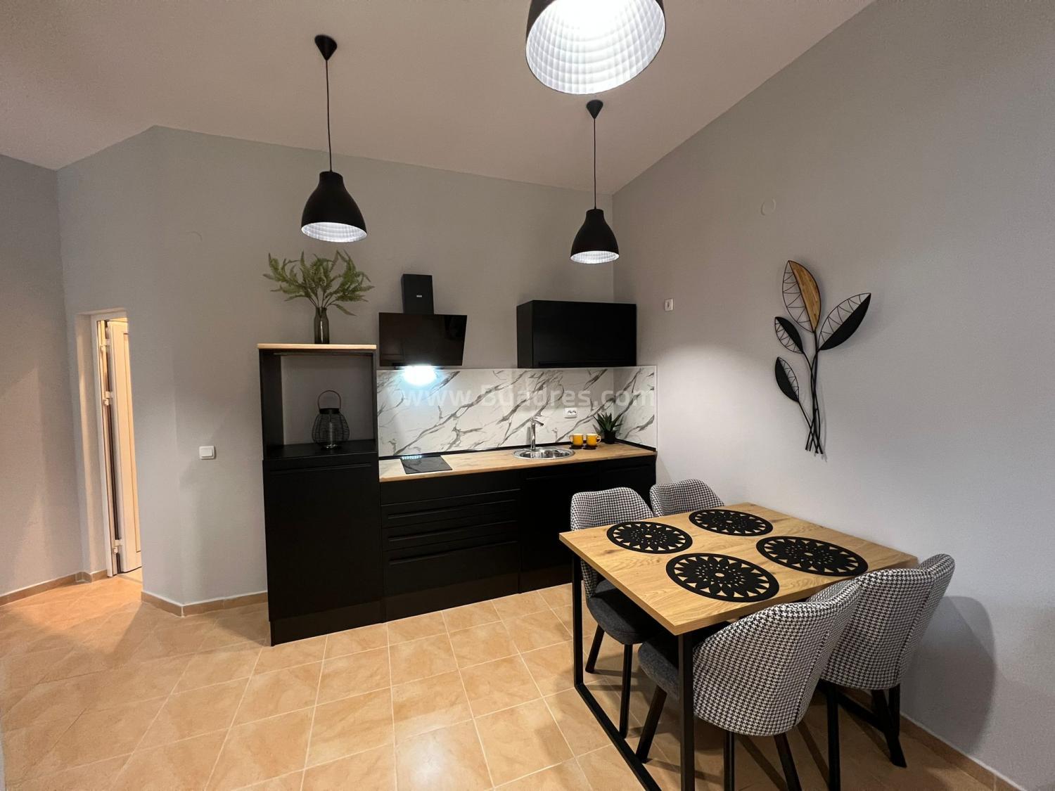 Недорогая квартира с новой мебелью в Святом Власе І №2732