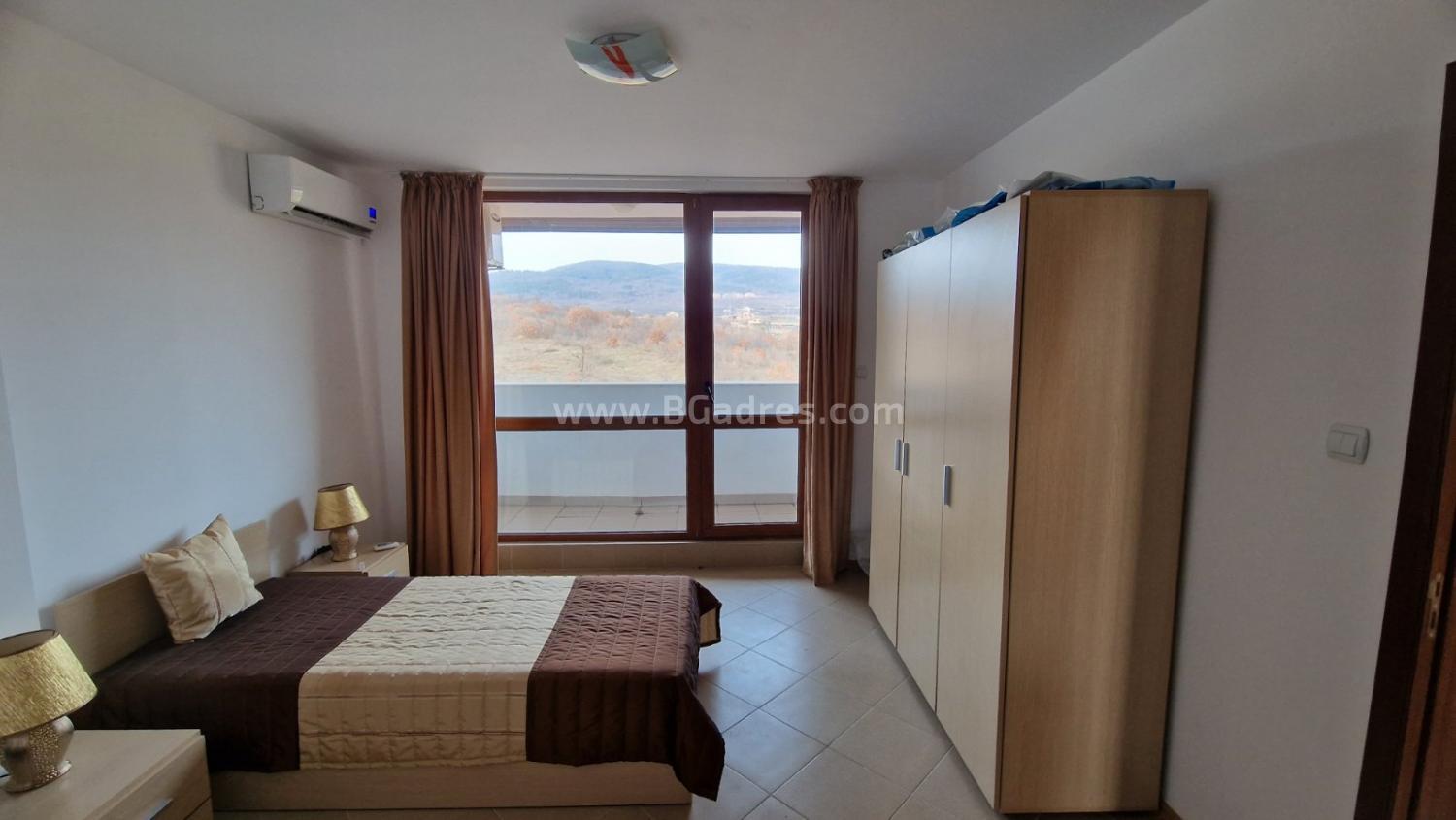 Wohnung mit neuen Möbeln am Meer І №4106