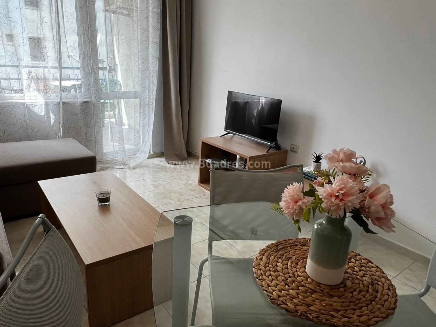 Renovated apartment in St. Vlas І №3600