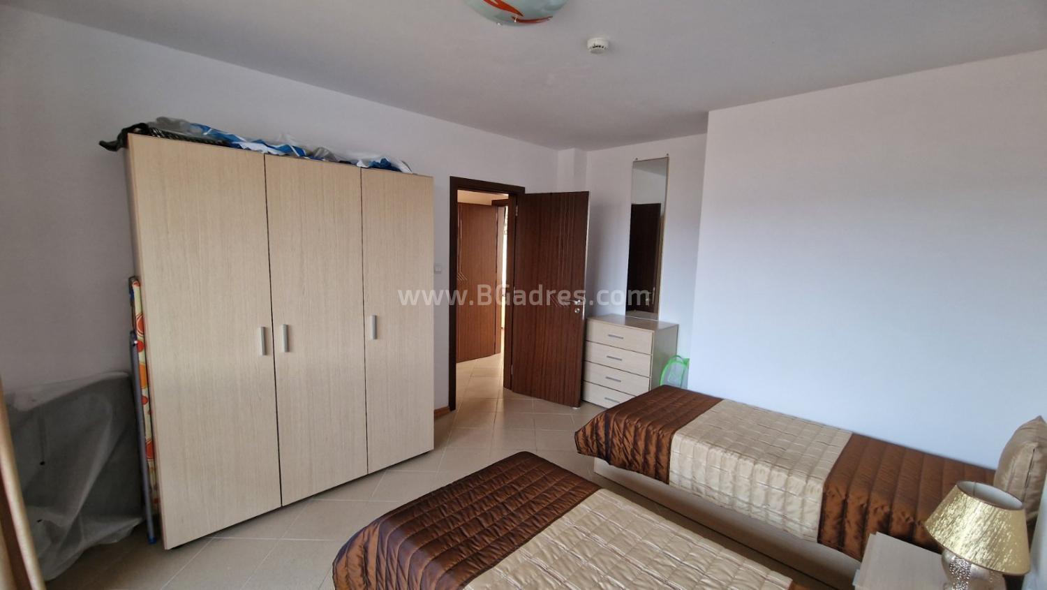 Wohnung mit neuen Möbeln am Meer І №4106