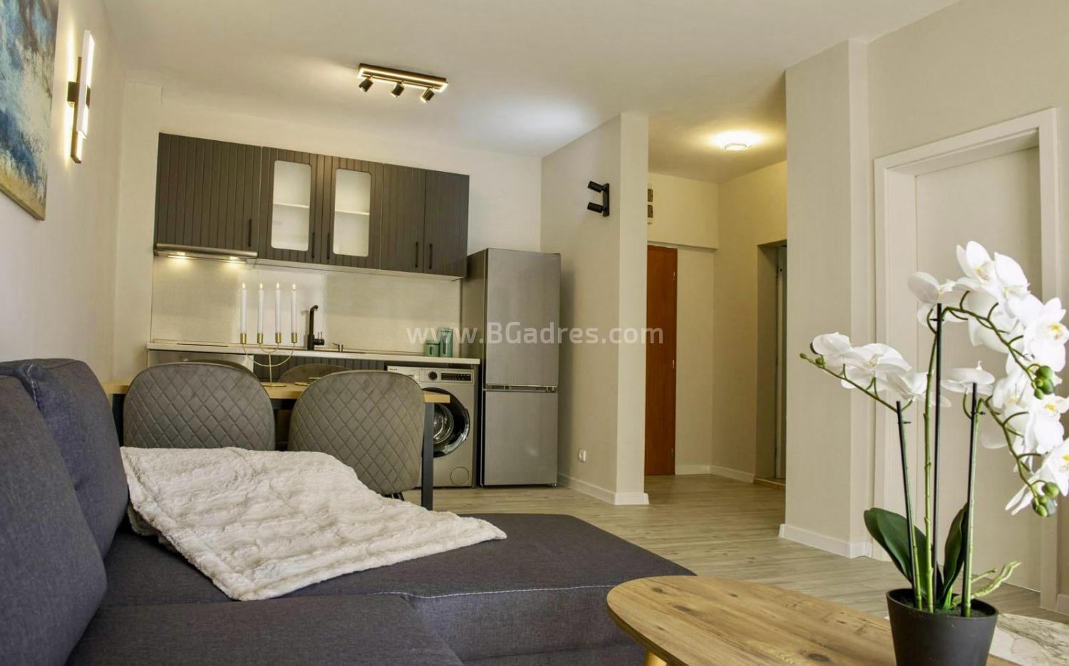 Квартира с новой меблировкой у моря І №3417