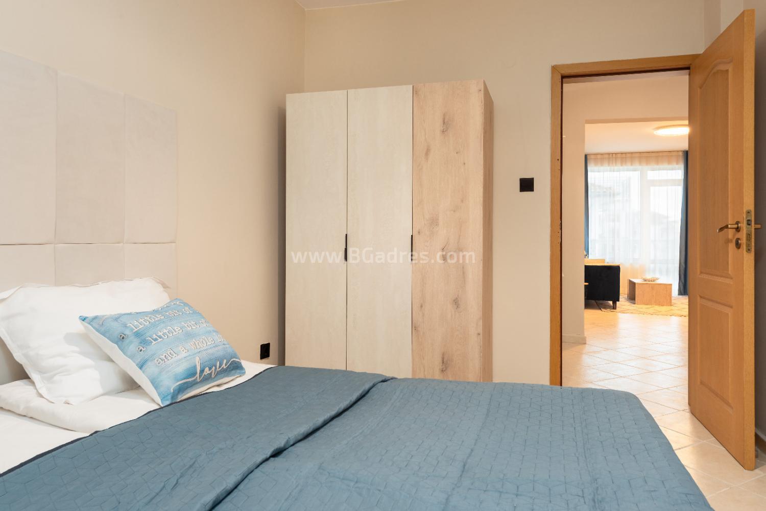 Newly furnished apartment at the seaside І №4537