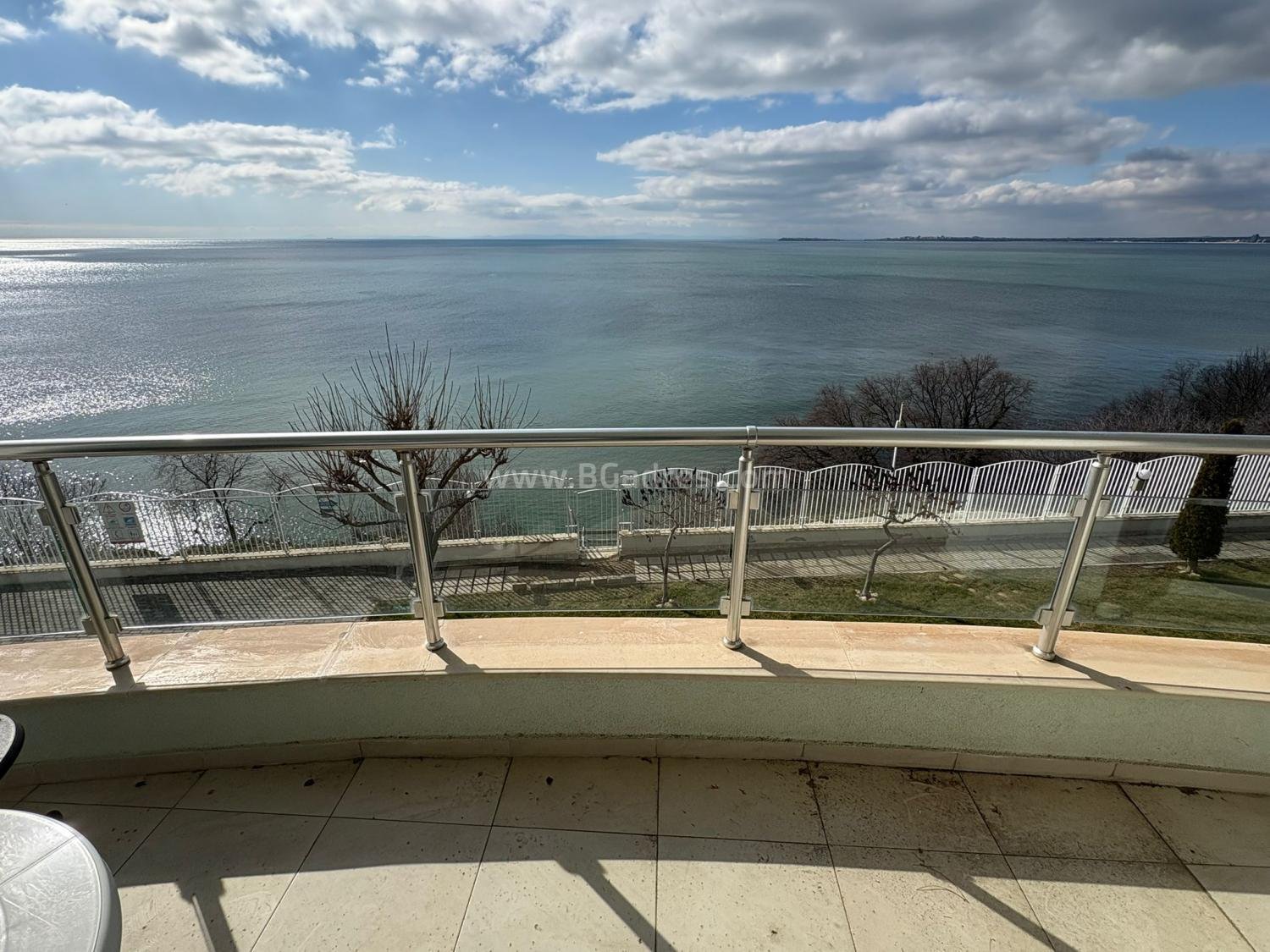 Апартамент с гледка море в к-с Алекс Бийч І №4598