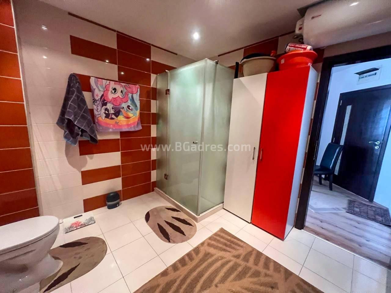 Apartment with sea and mountain view І №4000