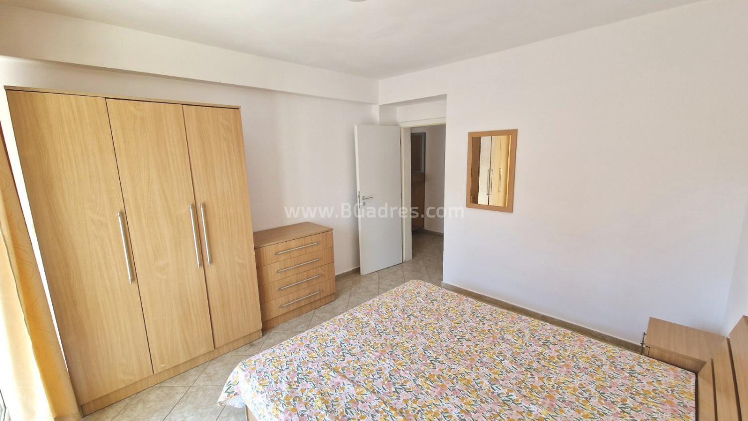 Евтин тристаен апартамент в Слънчев Бряг I №2459