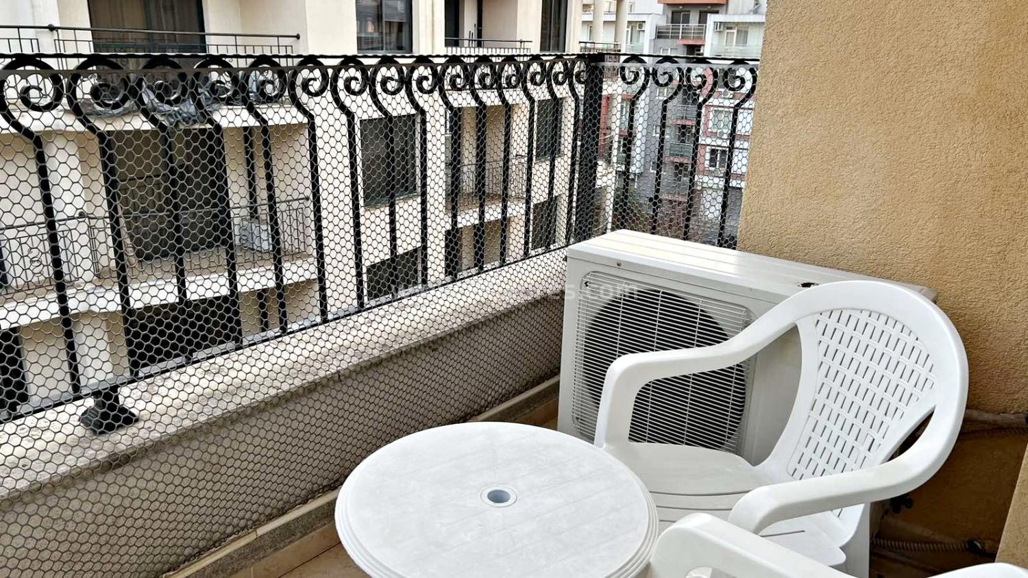 Renovated apartment in Royal Sun complex І №2736