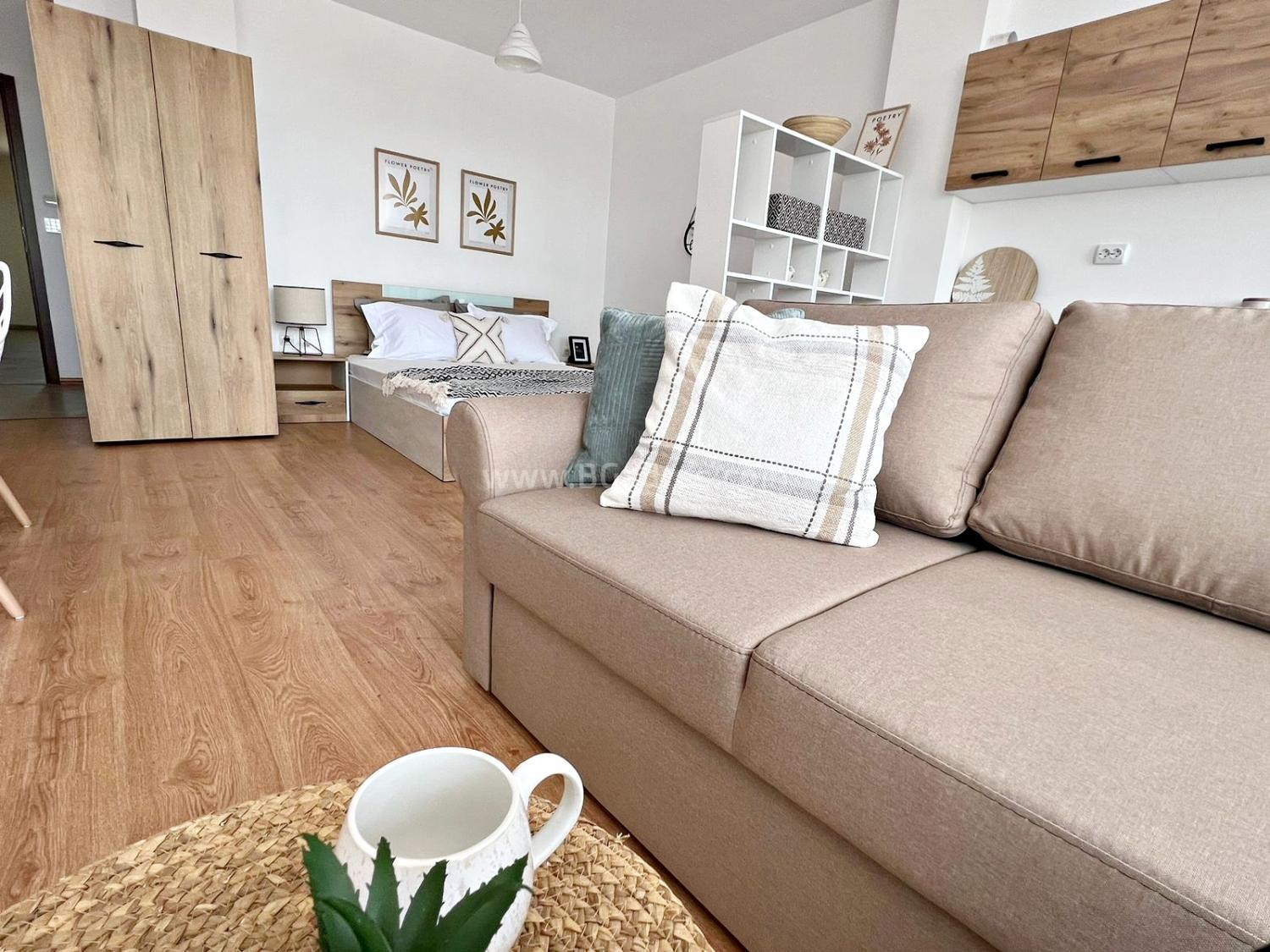 Large studio at a bargain price І №3087