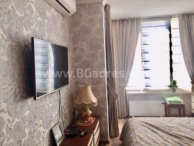 Недорогая квартира на первой линии | №2269