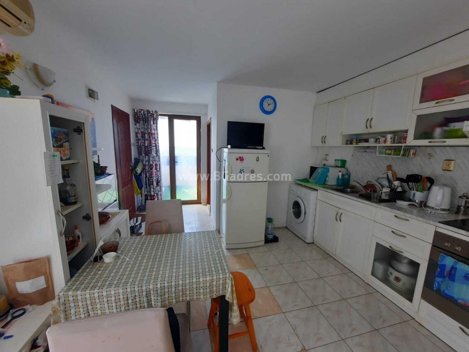 Apartment at a bargain price in St. Vlas І №3191