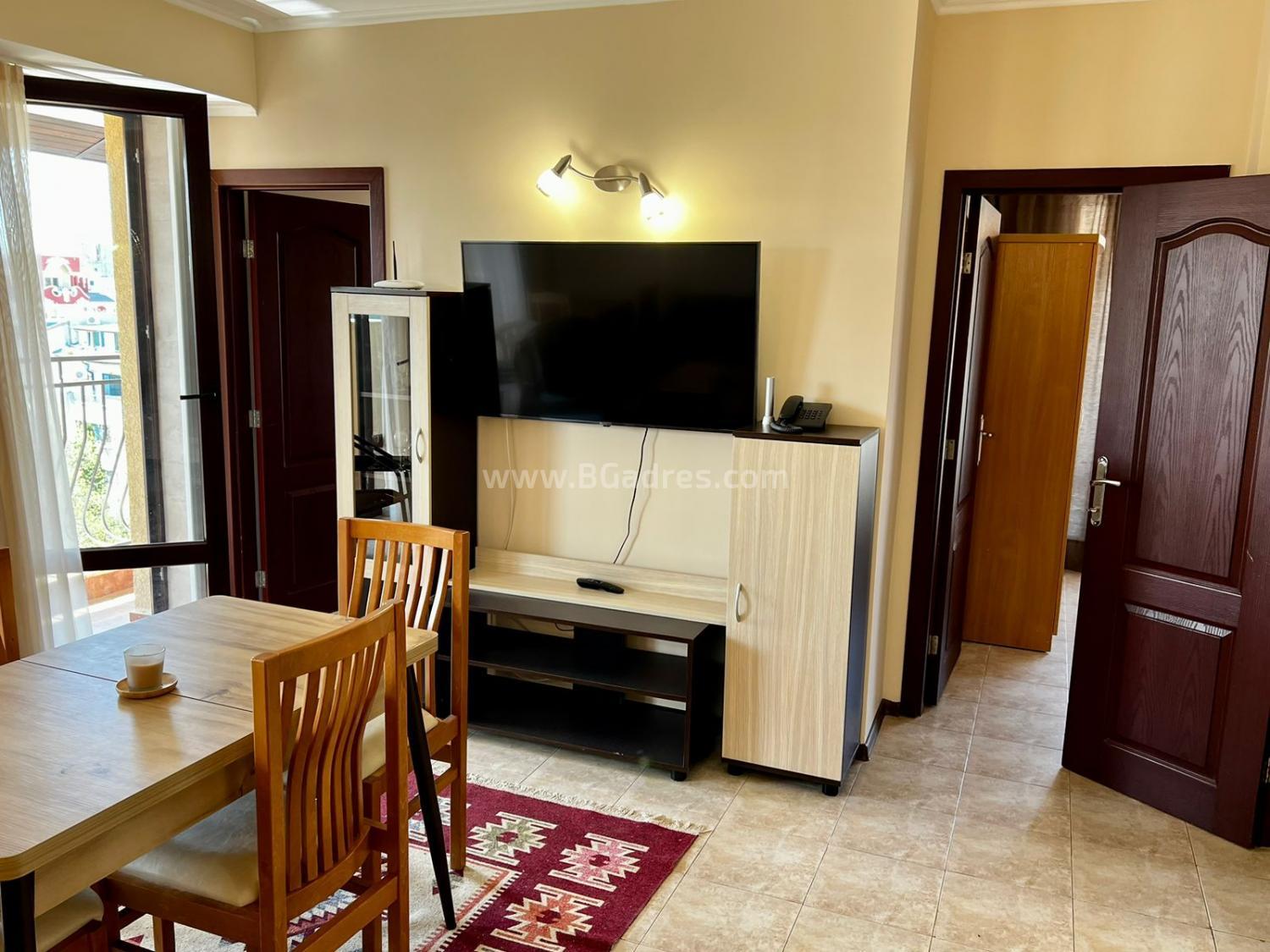 Тристаен апартамент близо до плажа І №3496