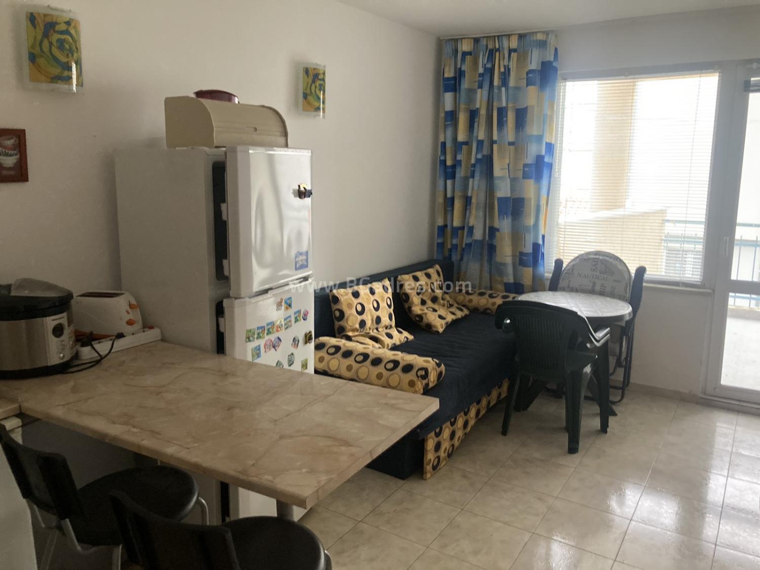 Vorteilhafte Dreizimmerwohnung in Sveti Vlas І №3270