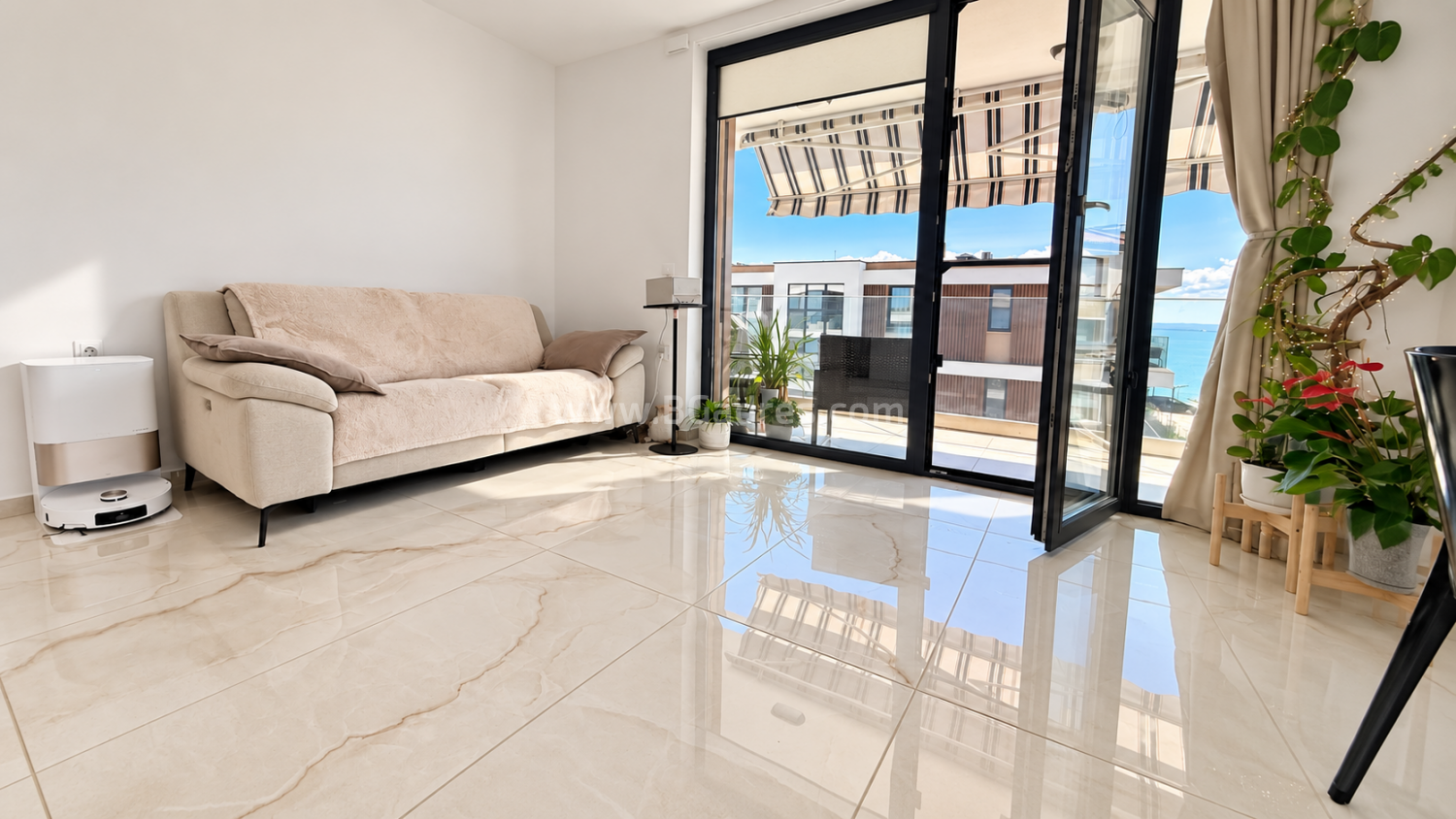 Sea front apartment in Sarafovo І №4875