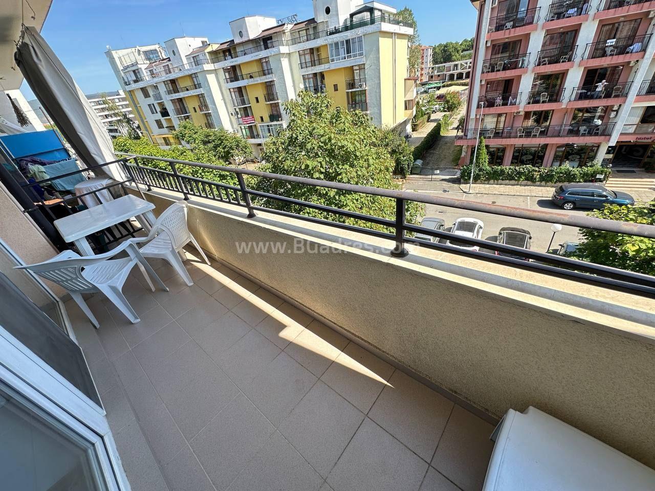 Квартира в комплексе Гранд Камелия І №4413