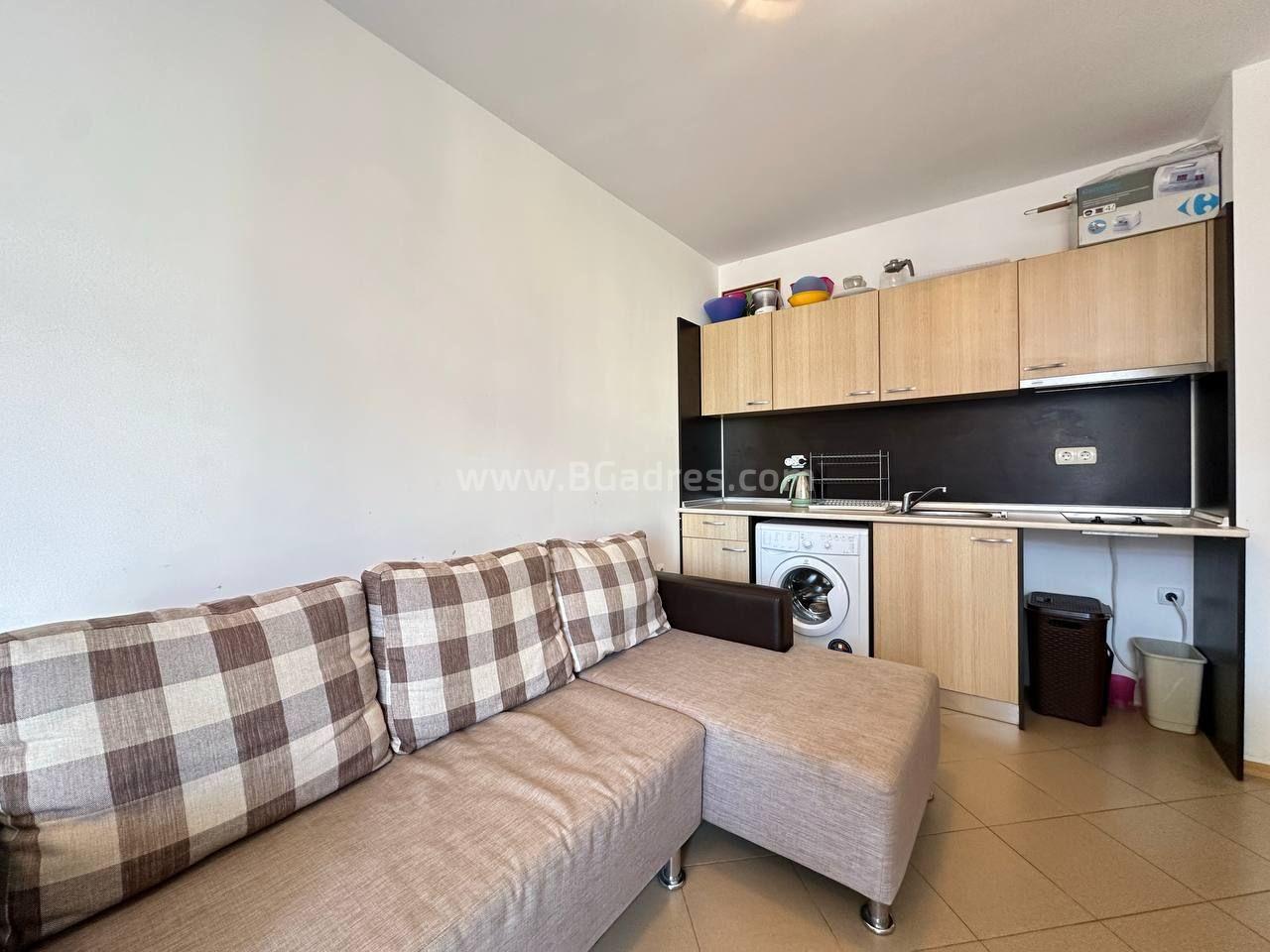 Квартира в комплексе Гранд Камелия І №4413