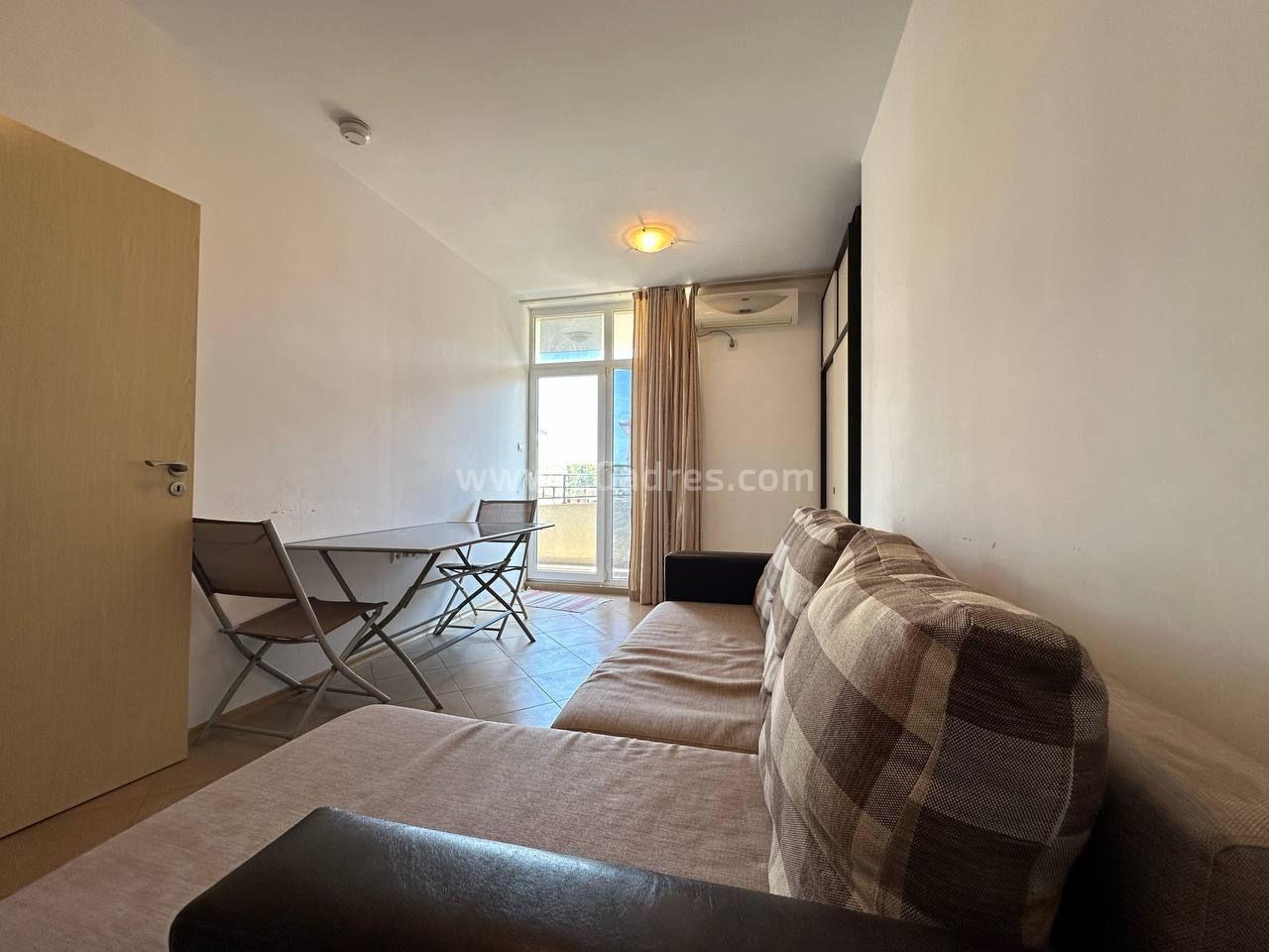 Квартира в комплексе Гранд Камелия І №4413