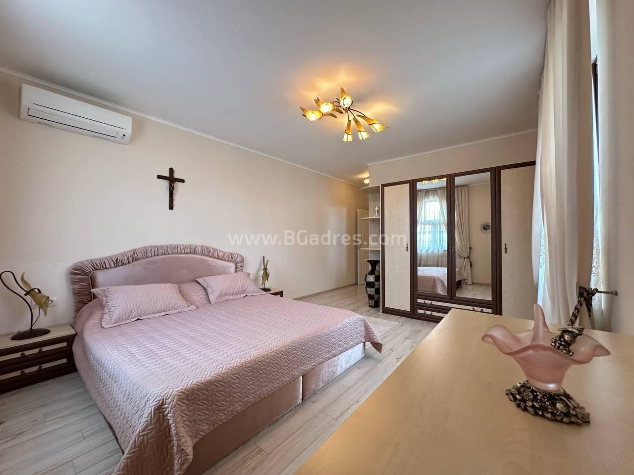 Большая квартира в комплексе Эстебан І №4462