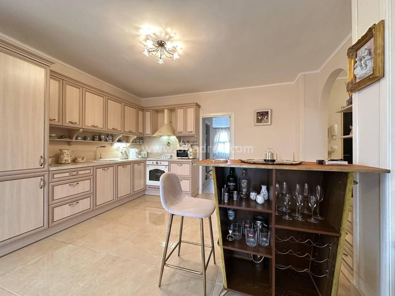 Большая квартира в комплексе Эстебан І №4462