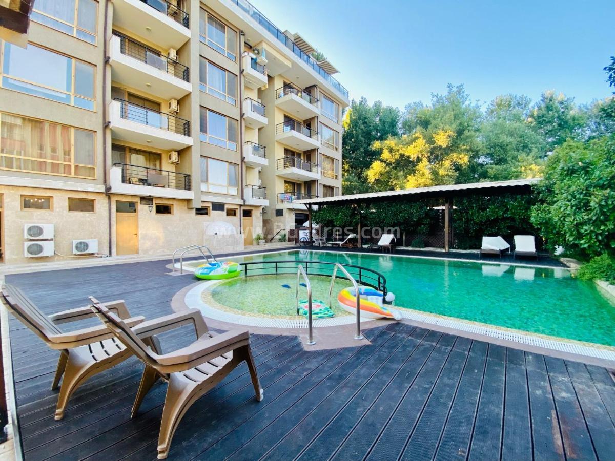 Large studio in the center of Sunny Beach I №2483