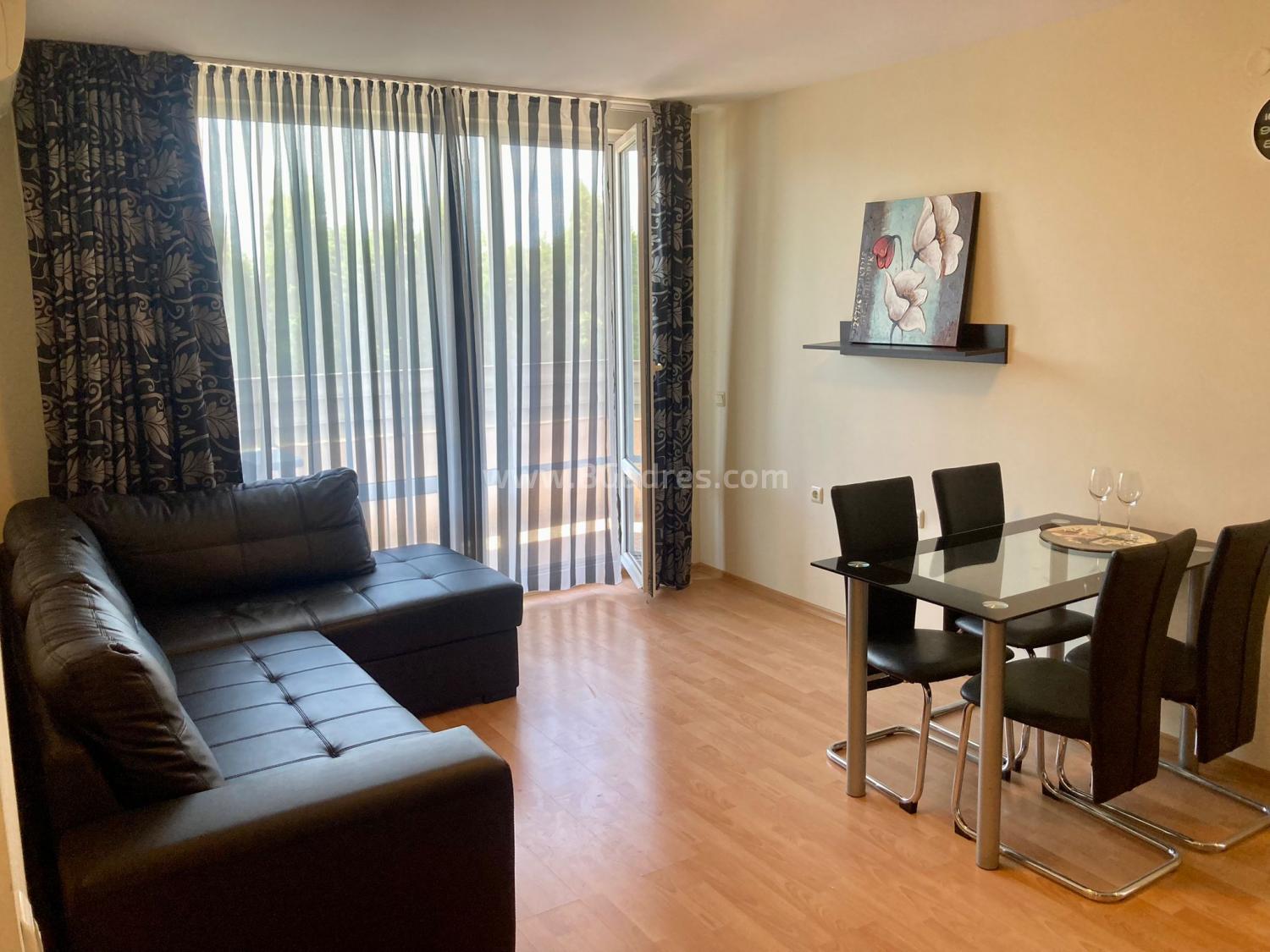 Квартира в комплексе Холидей Форт І №3713