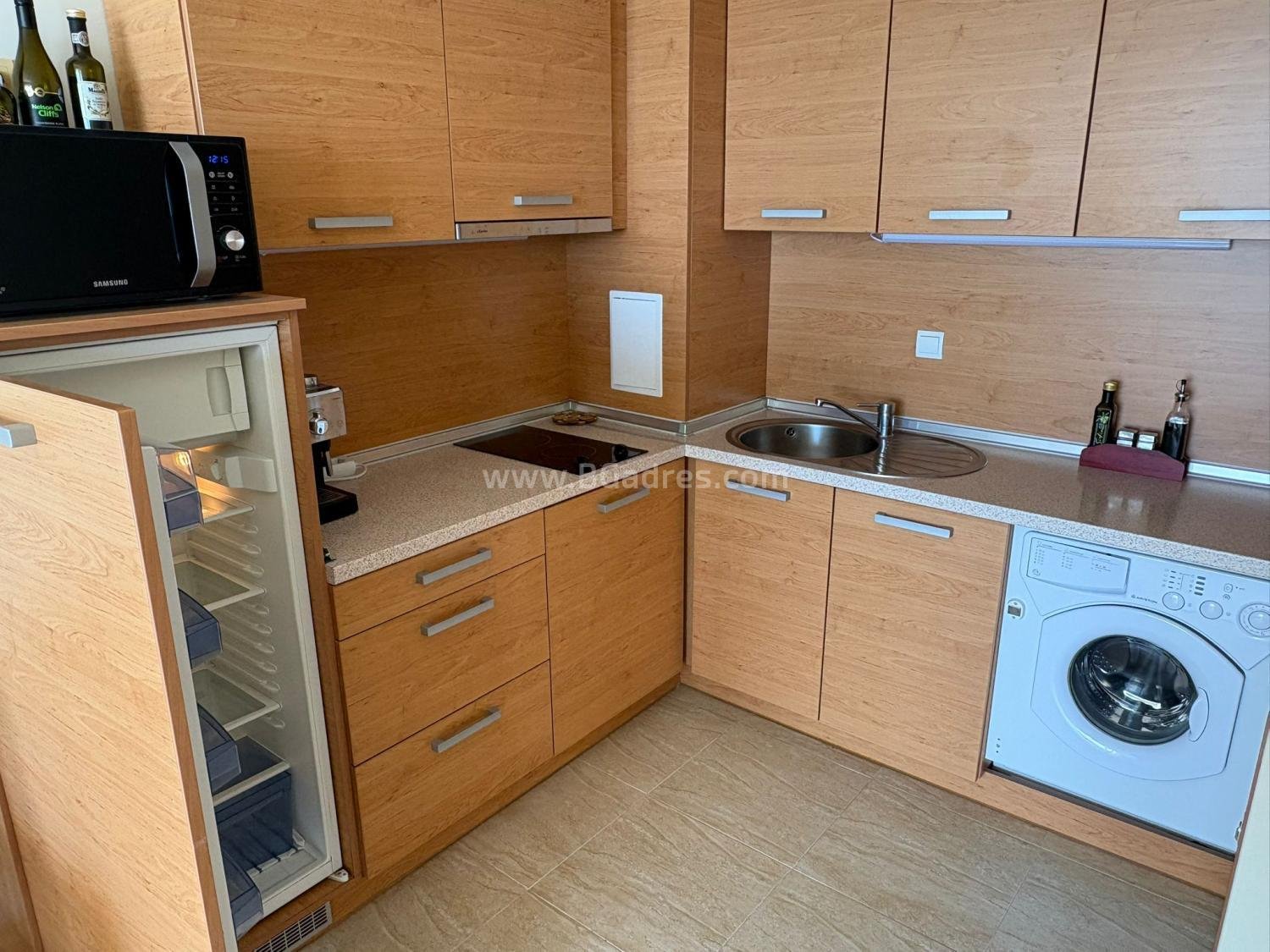 Апартамент с гледка море в к-с Алекс Бийч І №4598