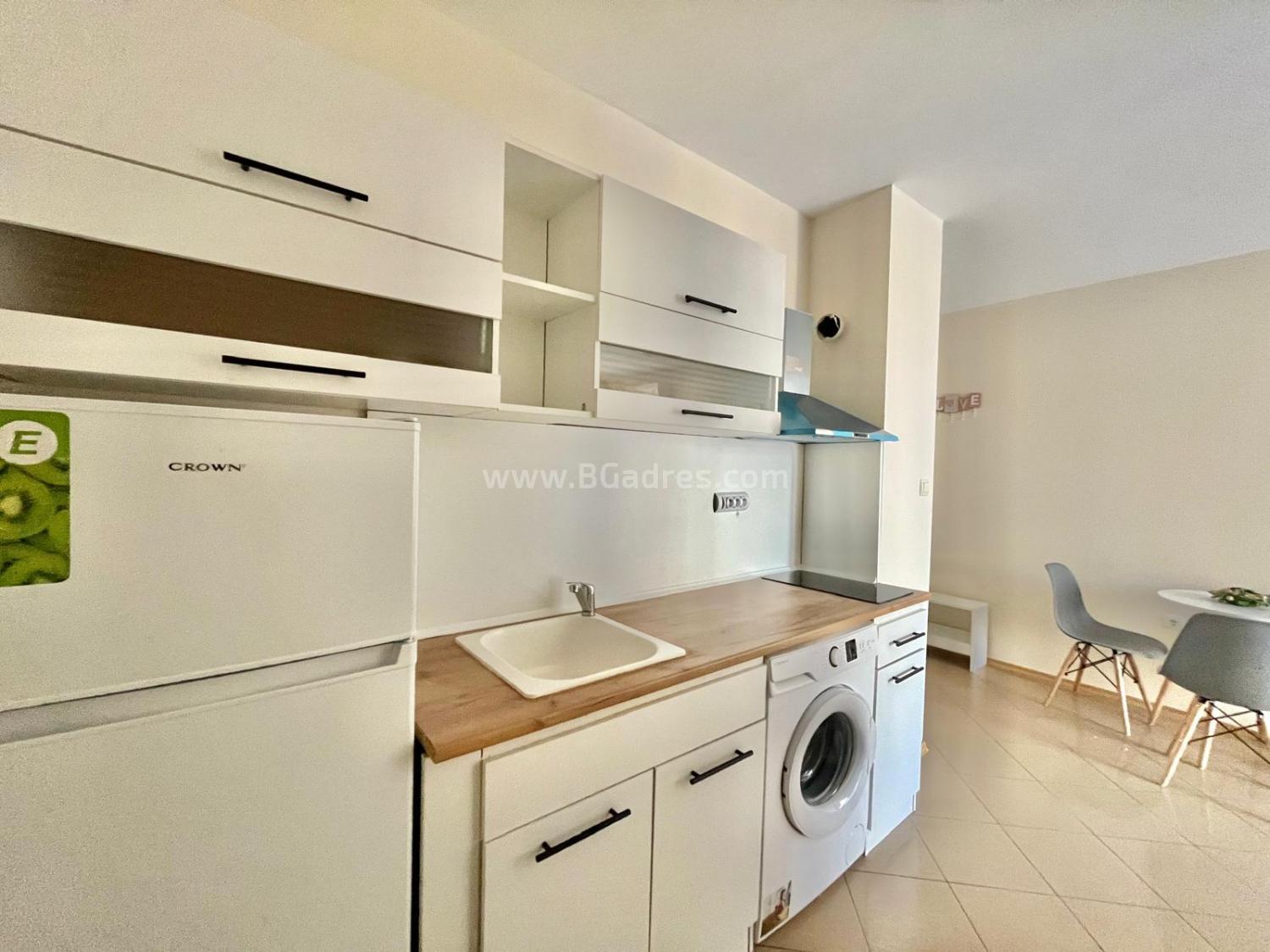 Квартира в комплексе Гранд Камелия І №4052