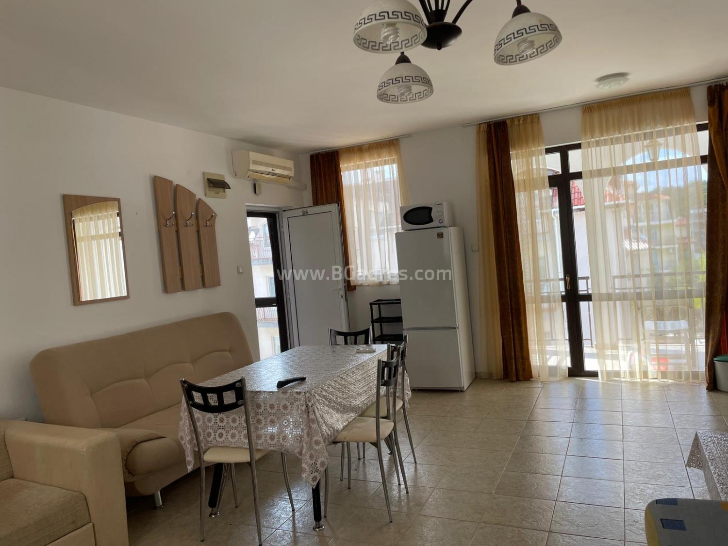 Апартамент с ниска такса в Свети Влас | № 2155