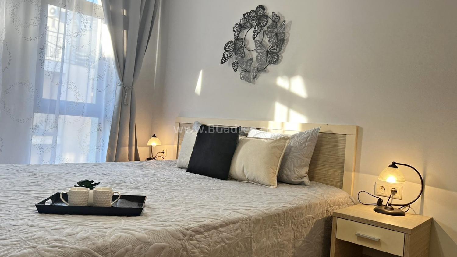 Renovated apartment in Royal Sun complex І №2736