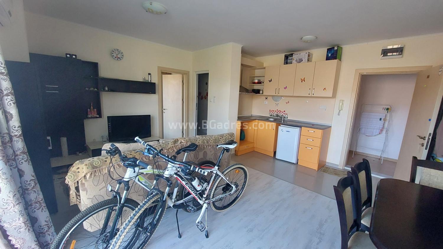 Апартамент с ниска такса поддръжка в Свети Влас І №2880