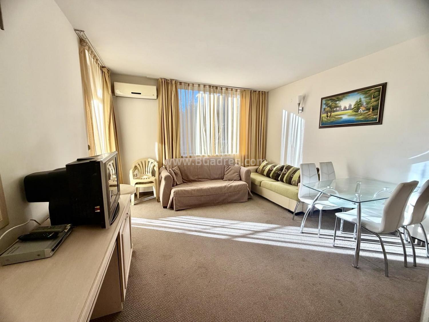 Apartment at a bargain price on the seaside І №4538