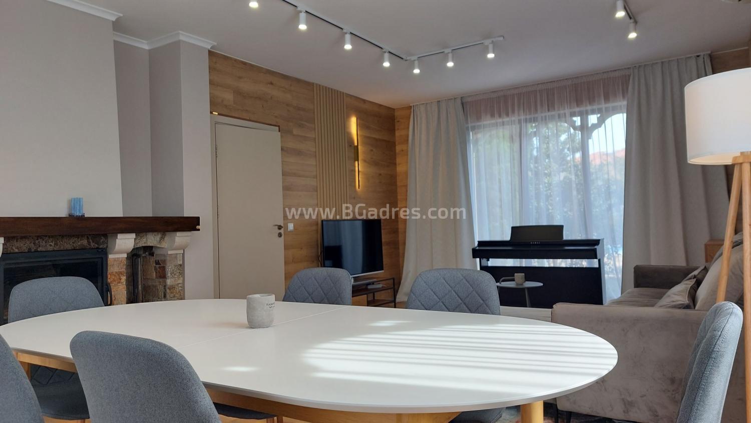 A house in a complex for year-round living І №3170