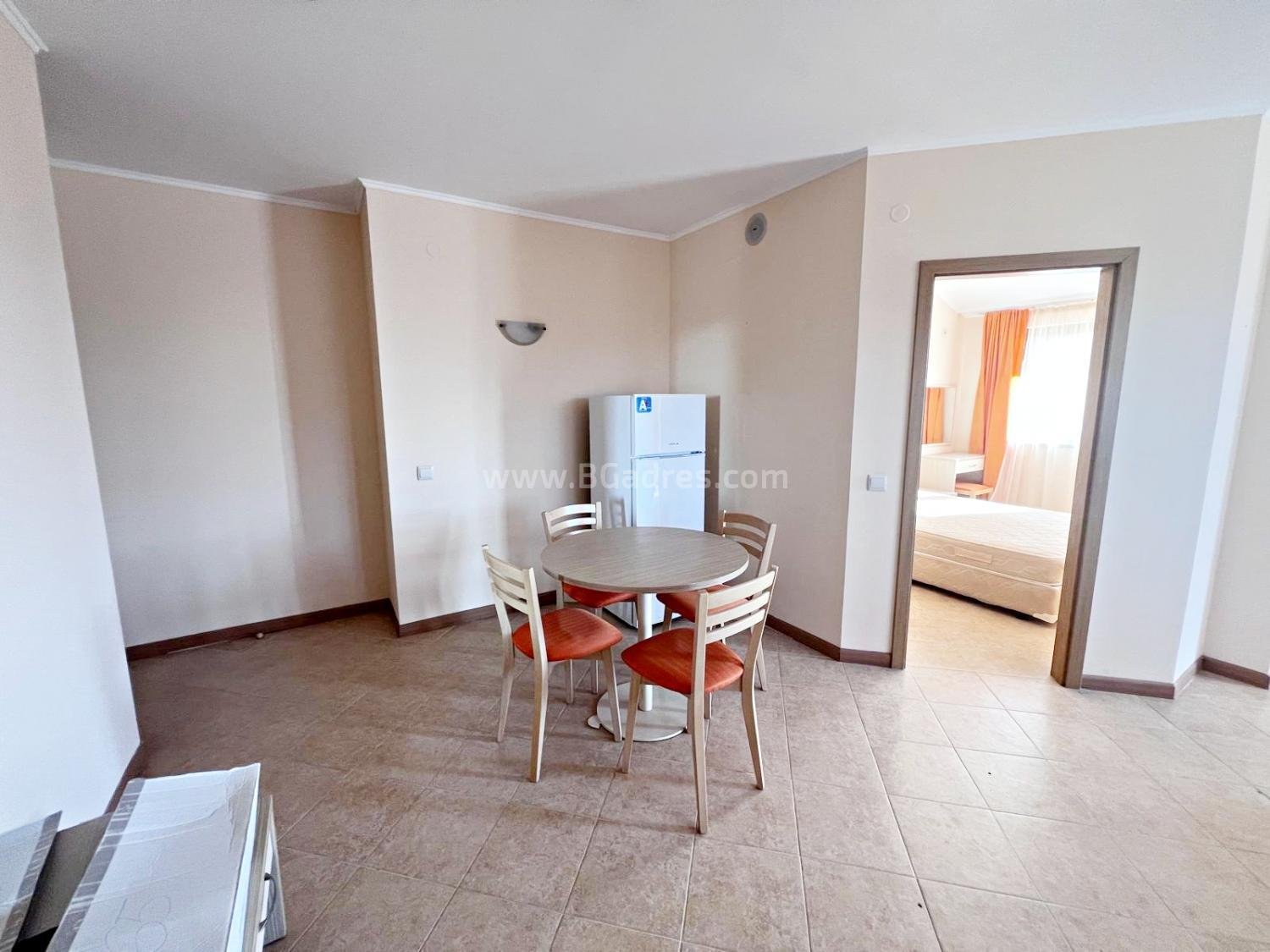 Апартамент в комплексе Роял Сан І №4042