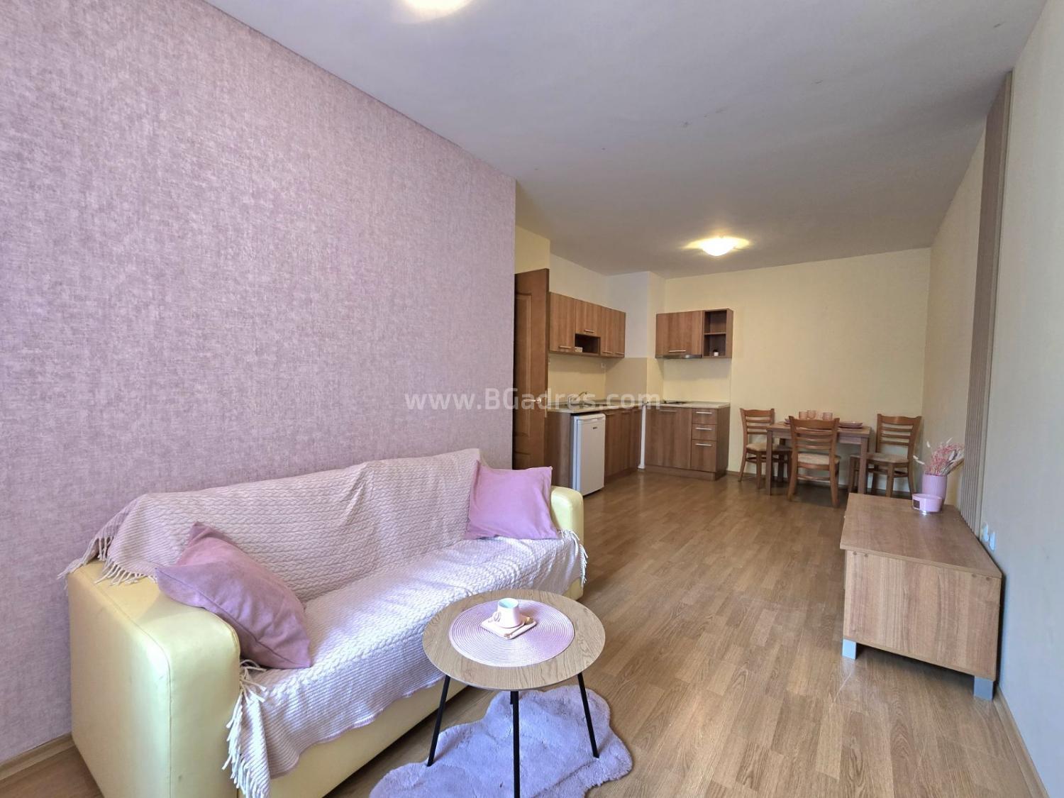 Preiswerte Wohnung im Kasandra-Komplex І №3693