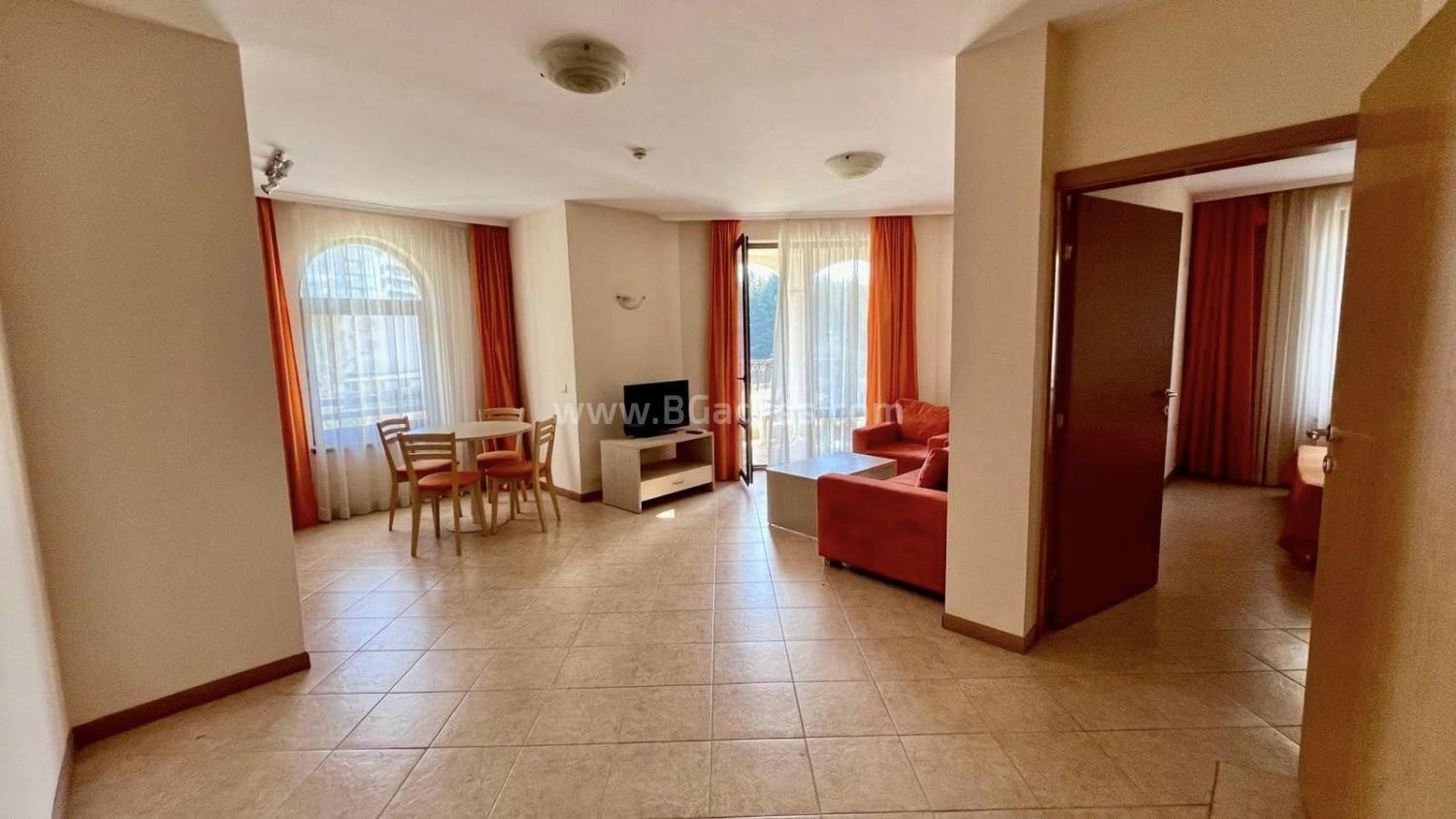 Недвижимость в комплексе Роял Сан І №3336