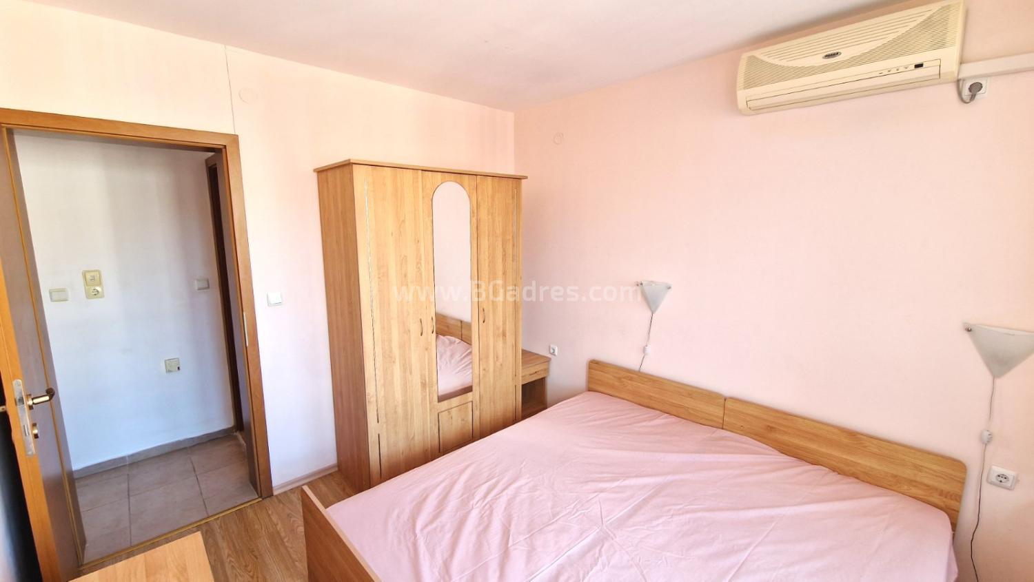 Недорогая квартира на первой линии в Елените І №2578