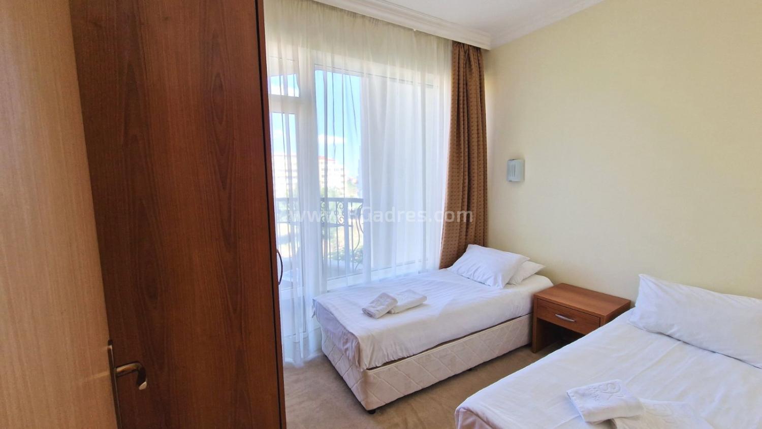 Profitable apartment on the first line І No. 2521