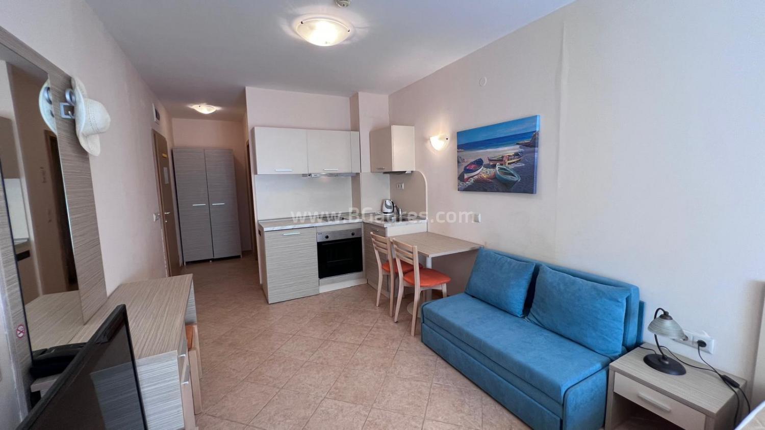 Studio in the Royal Sun complex І №3886